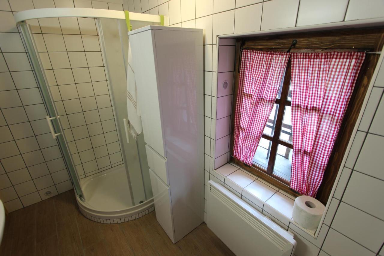 Homestay Kapl Ledinek ภายนอก รูปภาพ