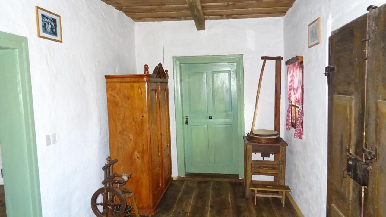 Homestay Kapl Ledinek ภายนอก รูปภาพ